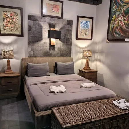 Astuti Gallery Homestay Yogyakarta Bagian luar foto