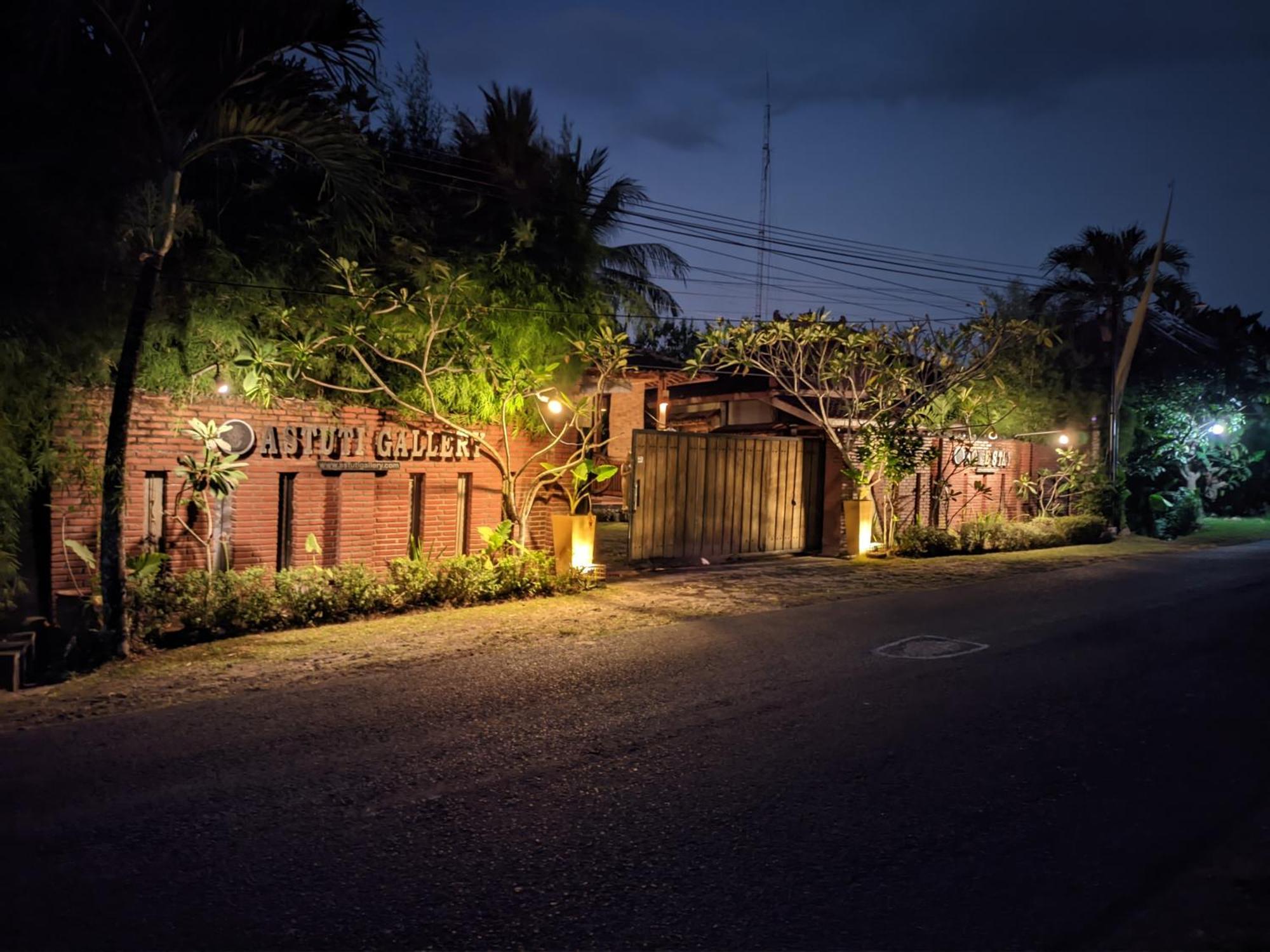 Astuti Gallery Homestay Yogyakarta